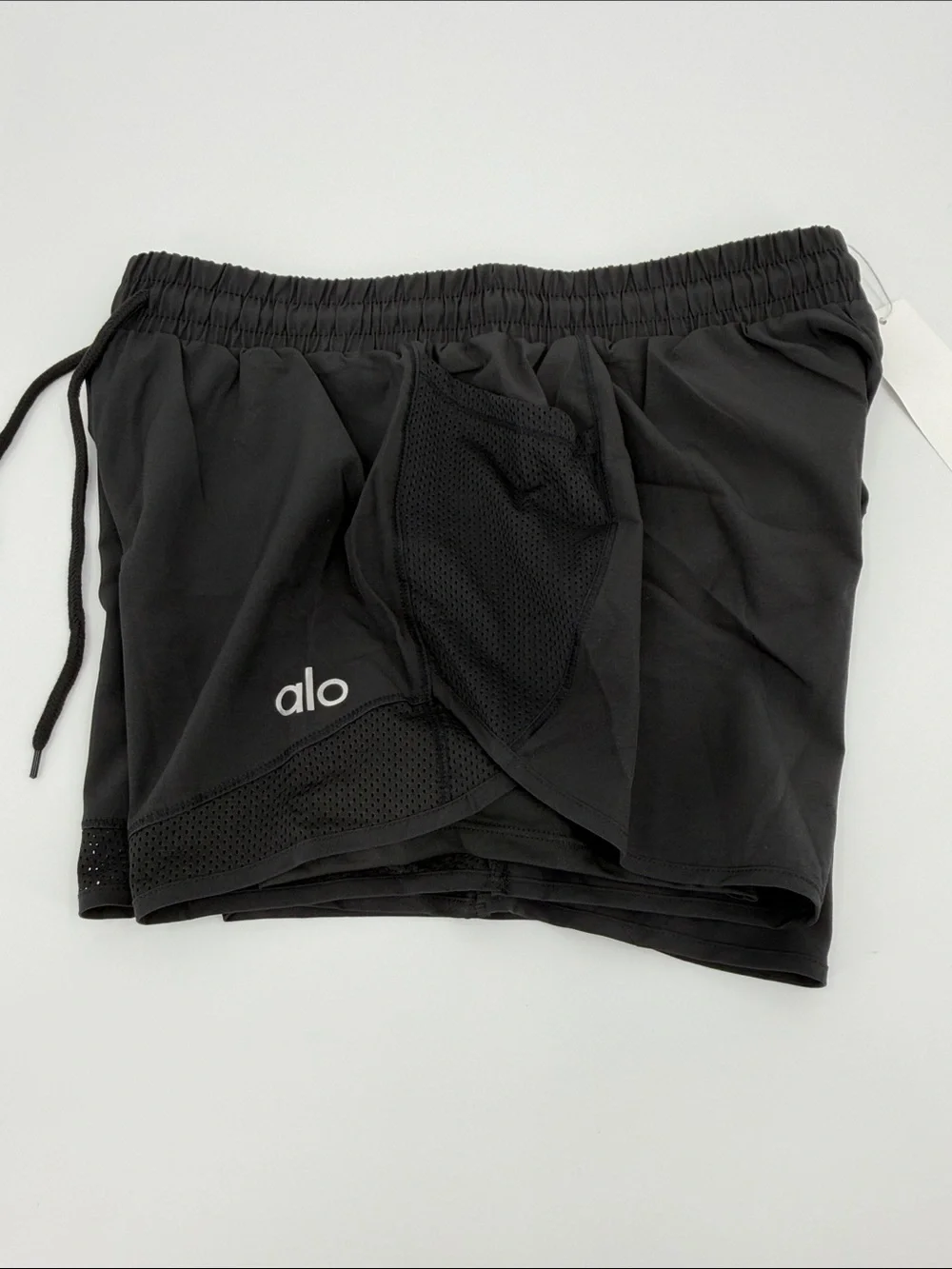 Alo Women's Black Active Mesh-Trim Shorts Runs Small Fits Medium to XL